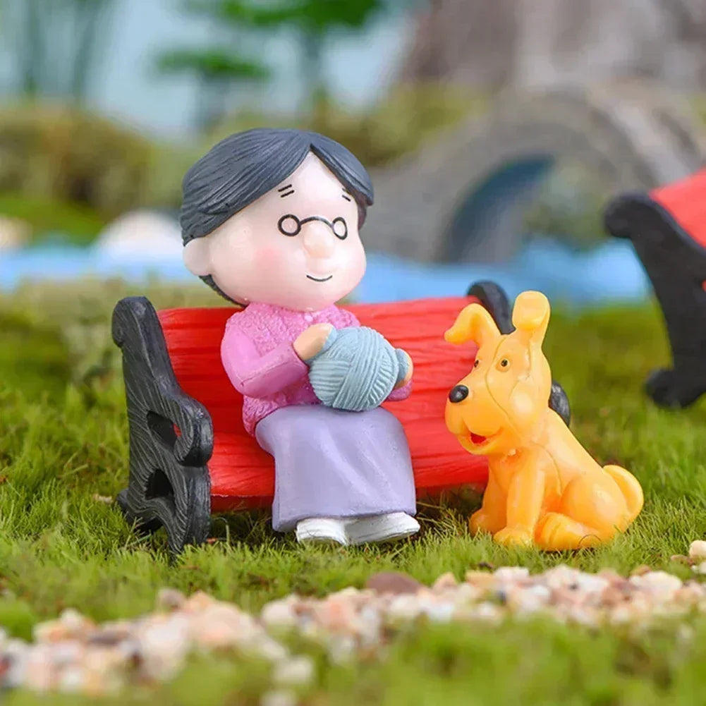 Mini Park Bench Grandpa Grandma Model