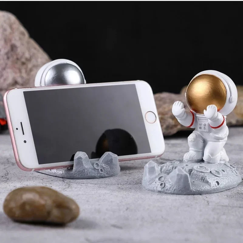 Astronauts Mobile Phone Stand