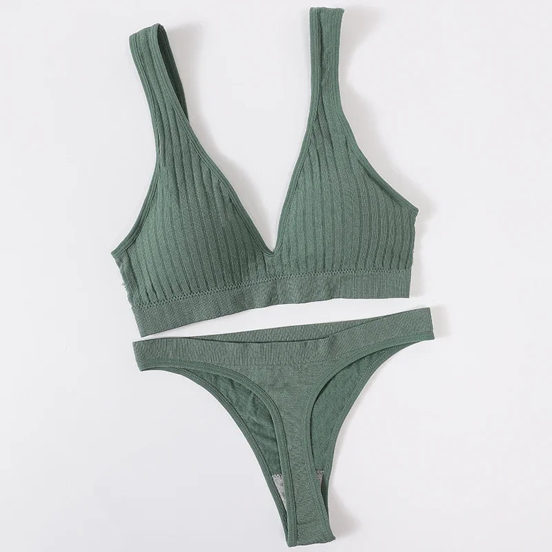 Women Seamless Underwear Deep V Bras Sport Top Lingerie Set